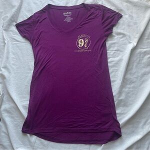 Harry Potter Hogwarts Express Plum V-Neck T-shirt, XS